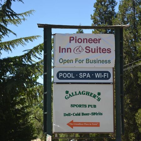 Pioneer Inn & Suites Volcano Екстериор снимка